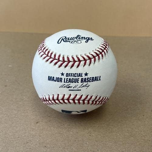 Scott Proctor 43, B&E Hologramlı OMLB Selig Yankees Beyzbol Otomobilini İmzaladı - İmzalı Beyzbol Topları